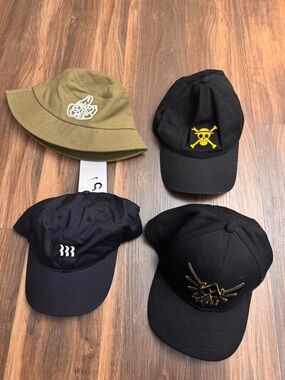 Set of 4 Graphic Caps and Bucket Hat - Olive and Black